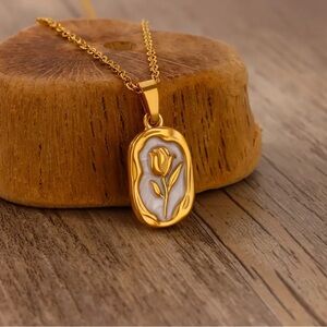 Dainty Floral Design Stainless Steel Rose & Geometric Pendant Necklace